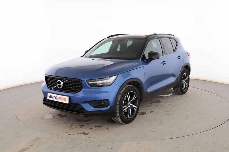 Usado Volvo XC40 R-Design 155 CV (114 kW) 2018 Azul SUV