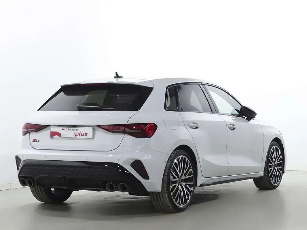 Usado Audi S3 Sportback Advanced 333 CV (244 kW) 2024 Blanco Utilitario