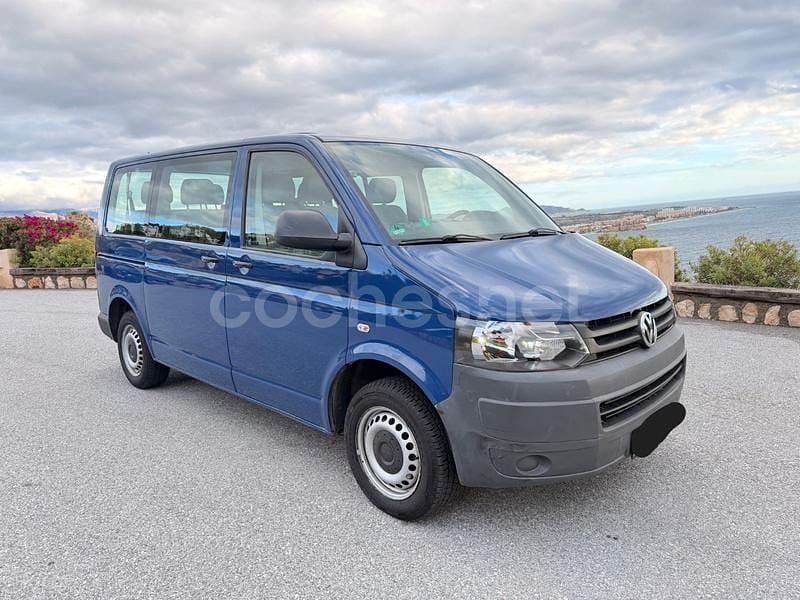 Usado VW Caravelle Trendline 102 CV (75 kW) 2012 Azul Monovolumen