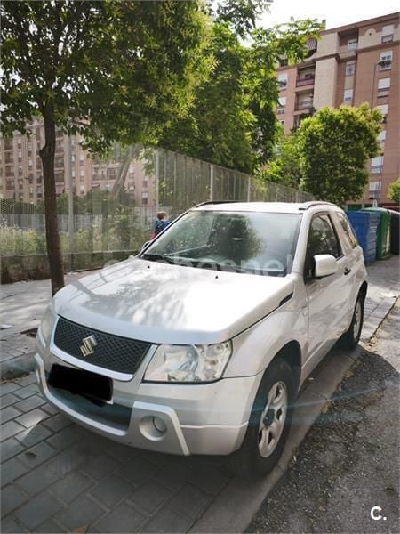 Gris / plata Usado 2006 Suzuki Grand Vitara SUV | 7600 € (Buen precio) - Imagen 1/4