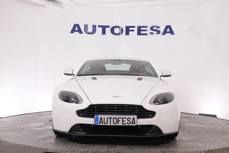 Usado Aston Martin V8 Vantage 426 CV (313 kW) 2017 Blanco Coupe