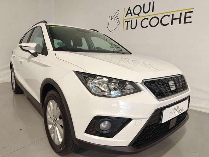 Usado Seat Arona Style 110 CV (80 kW) 2021 Blanco SUV