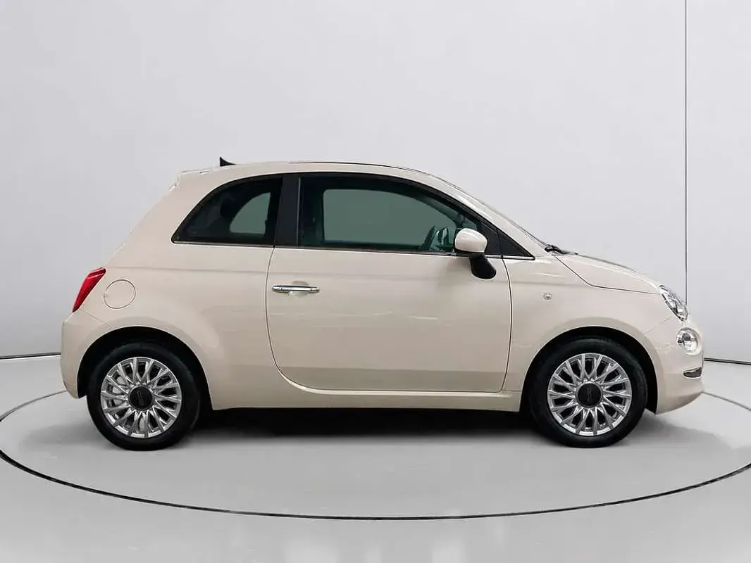 Usado Fiat 500 71 CV (52 kW) 2023 Blanco Utilitario