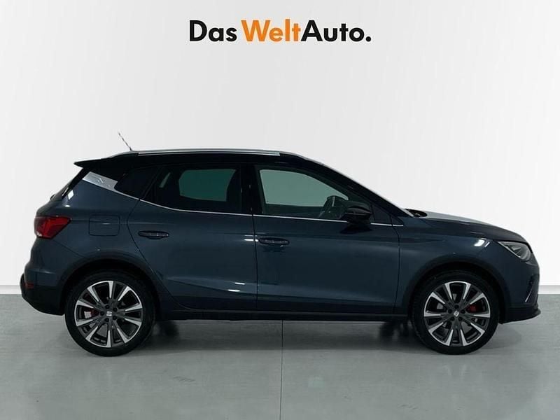 Usado Seat Arona FR 115 CV (84 kW) 2024 Gris SUV