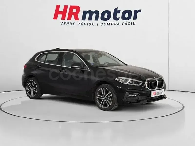 Usado BMW 118 Advantage 136 CV (100 kW) 2023 Negro Berlina
