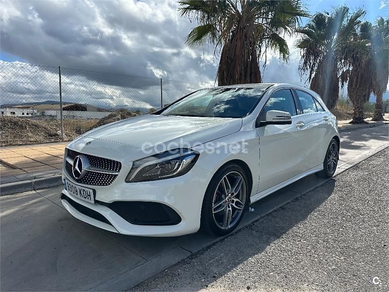 Blanco Usado 2017 Mercedes A200 AMG line Berlina | 17.990 € (Precio justo) - Imagen 1/4