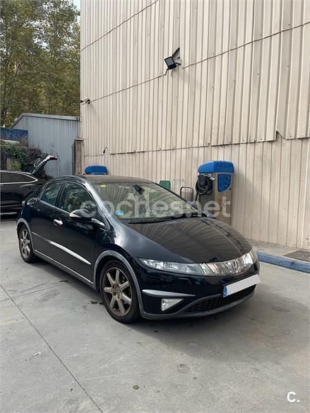 Usado Honda Civic Executive 140 CV (102 kW) 2007 Verde Berlina