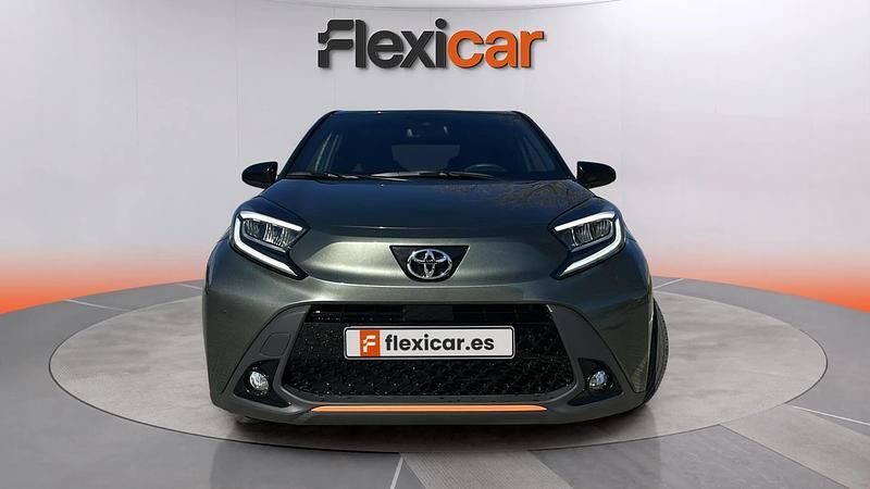Usado Toyota Aygo X Play 72 CV (52 kW) 2022 Gris SUV