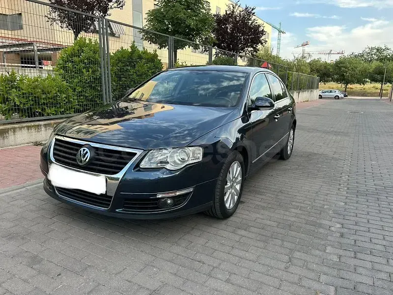 Usado VW Passat Advance 140 CV (102 kW) 2008 Azul Berlina