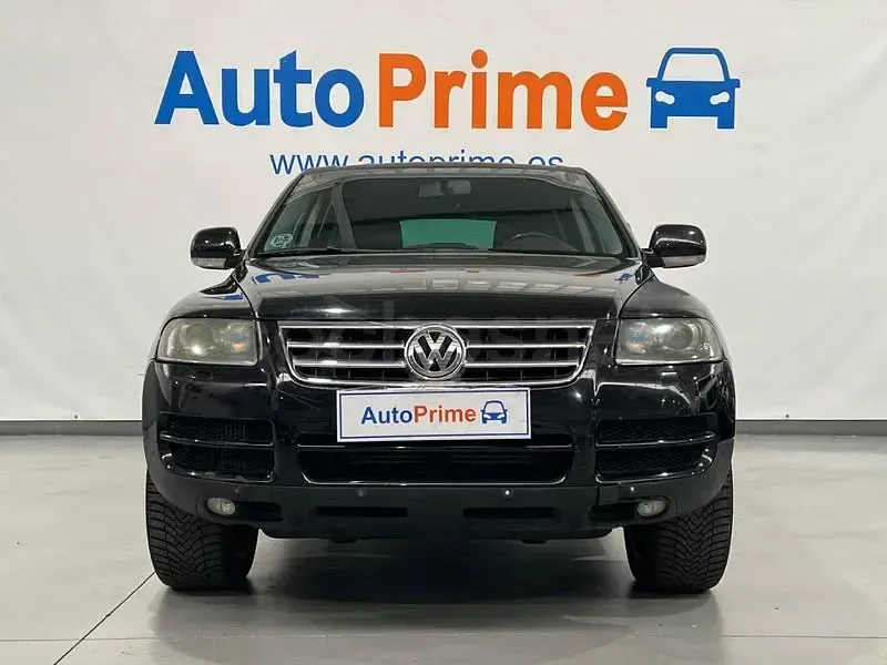Usado VW Touareg 225 CV (165 kW) 2006 Negro SUV