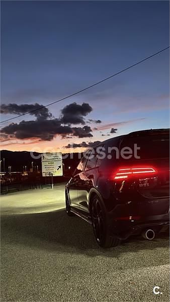 Usado VW Golf VII GTI 290 CV (213 kW) 2019 Negro Berlina