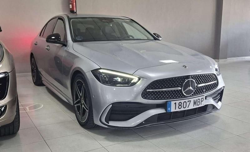 Usado Mercedes C200 163 CV (119 kW) 2022 Plateado Berlina