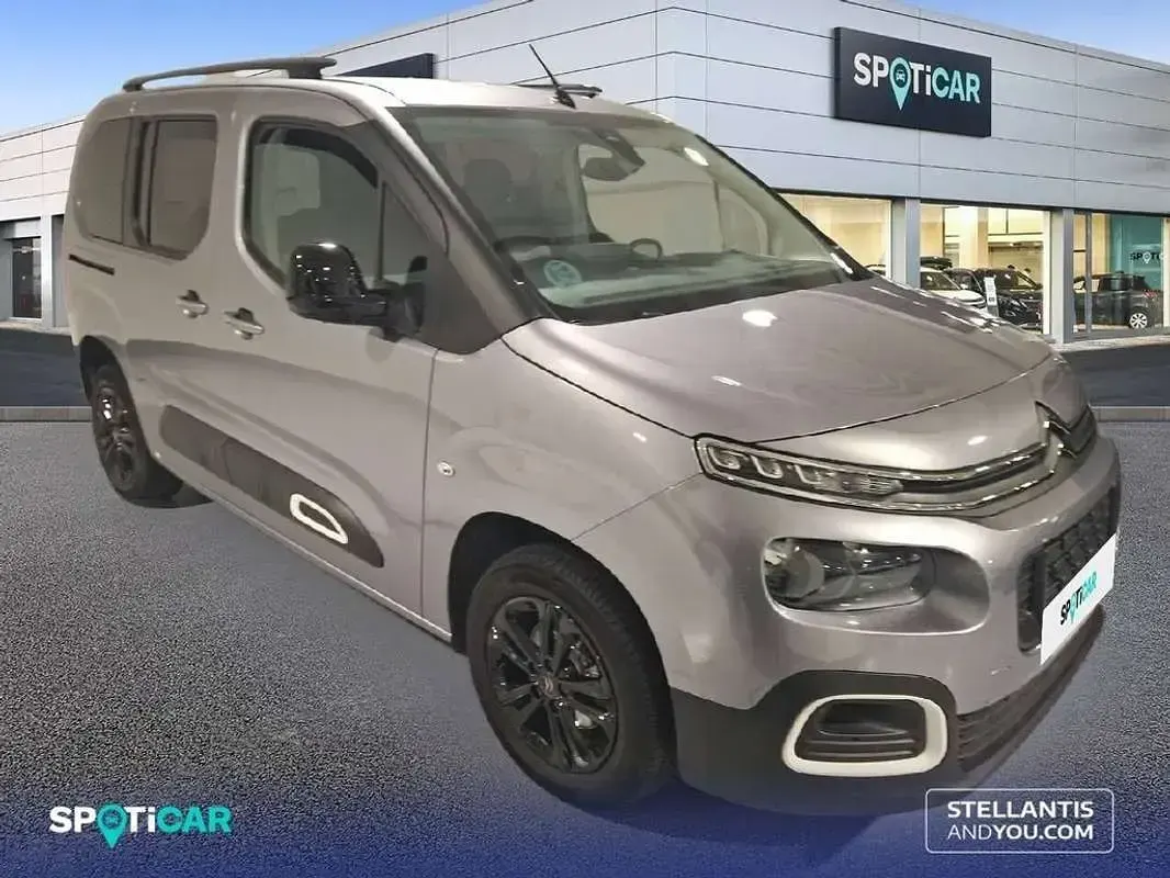 Usado Citroën e-Berlingo Business Class 102 CV (75 kW) 2022 Gris Familiar
