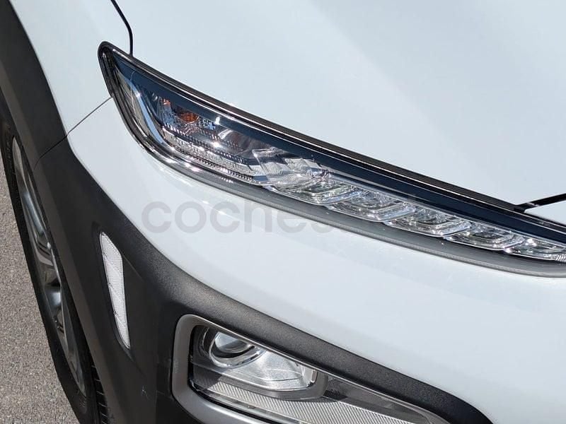 Używany Hyundai Kona Style 177 KM (130 kW) 2017 Biały SUV
