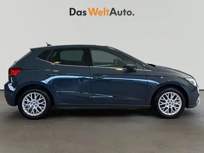 Usado Seat Ibiza XCELLENCE 115 CV (84 kW) 2025 Azul Utilitario