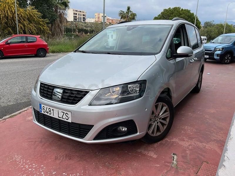 Usado Seat Alhambra Style 150 CV (110 kW) 2022 Gris / plata Monovolumen