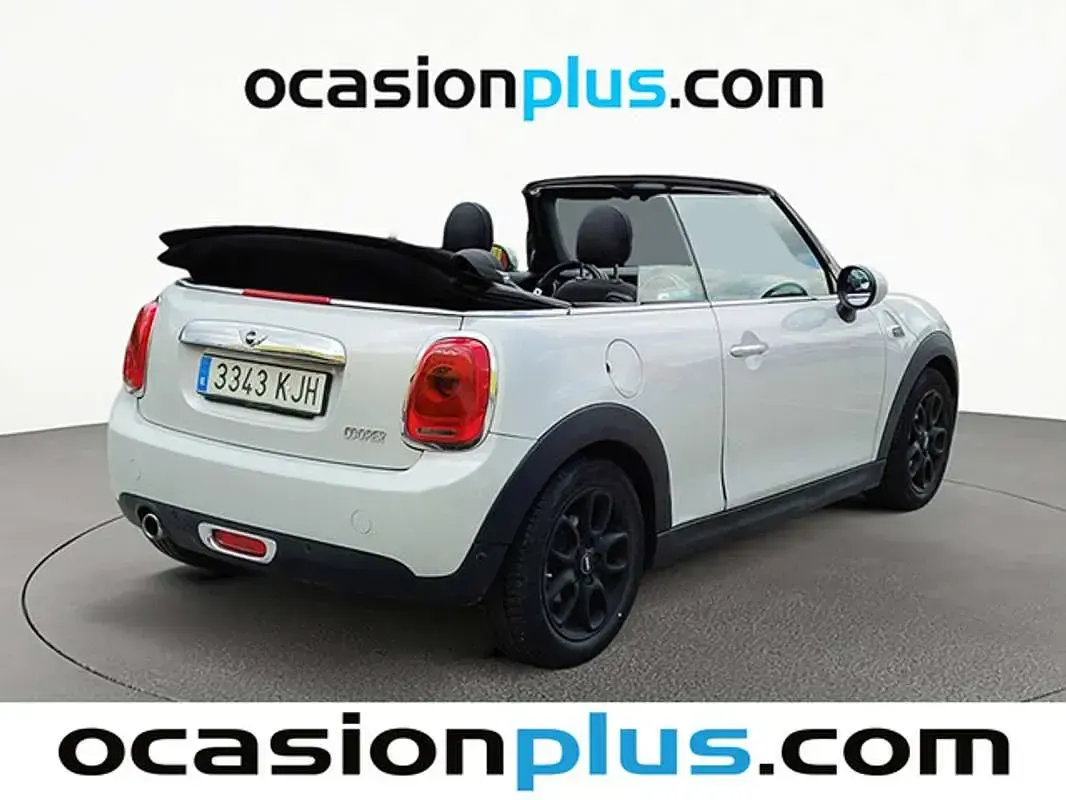 Usado Mini Cooper Cabriolet 136 CV (100 kW) 2018 Plateado Descapotable