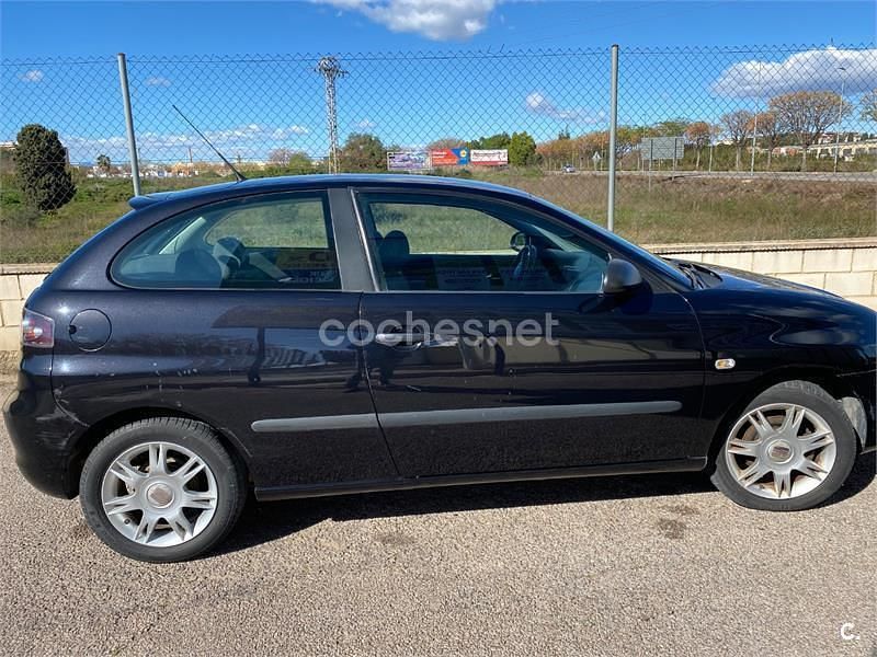 Usado Seat Ibiza Reference 85 HP (62 kW) 2007 Preto Citadino