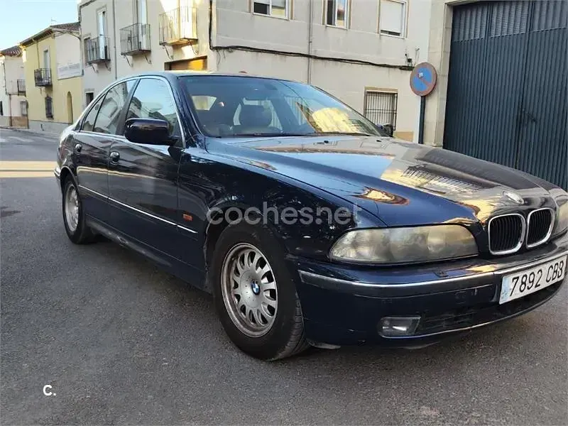 Usado BMW 530 184 CV (135 kW) 1999 Azul Berlina
