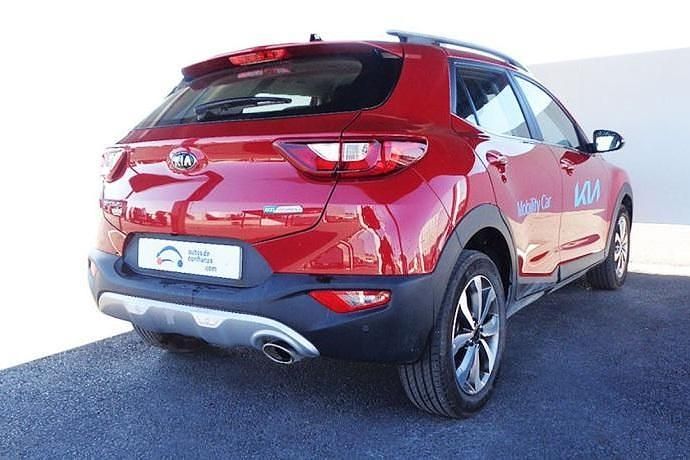 Usado Kia Stonic 100 CV (73 kW) 2021 SUV