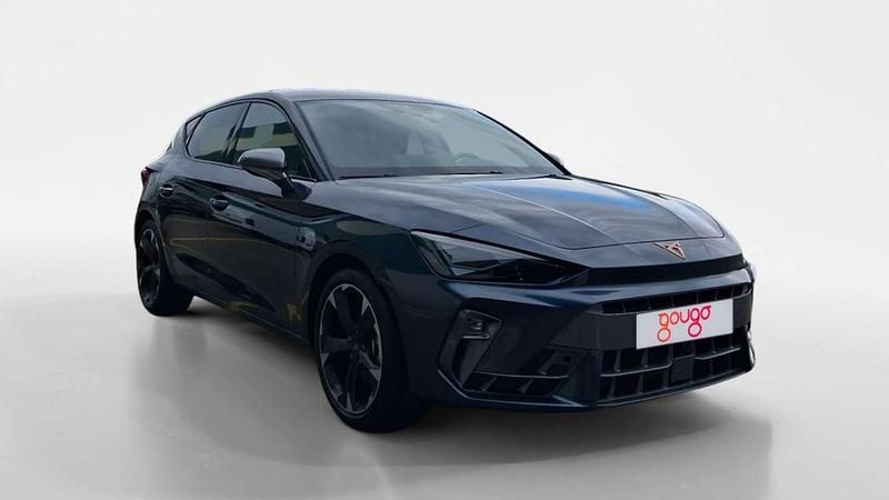 Usado Cupra Leon 150 CV (110 kW) 2025 Gris Berlina