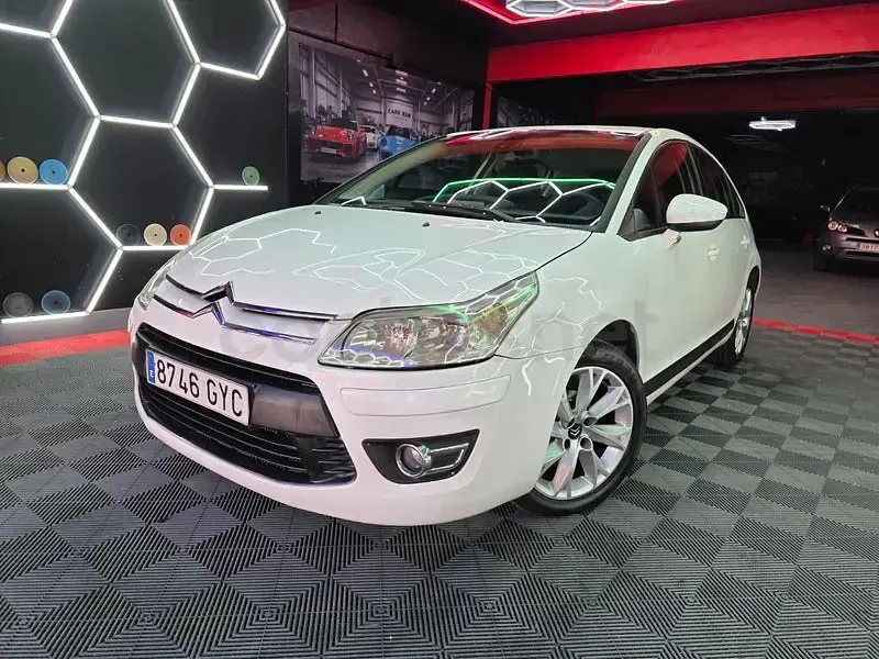 Usado Citroën C4 90 CV (66 kW) 2010 Blanco Berlina
