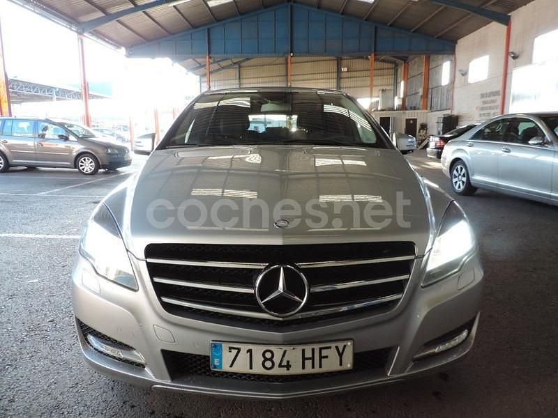Gris / plata Usado 2012 Mercedes R350 Monovolumen | 9900 € (Super precio) - Imagen 1/4