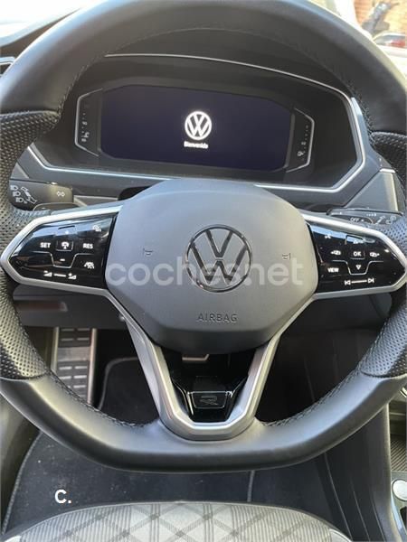 Käytetty VW Tiguan R-line 150 HP (110 kW) 2021 Harmaa Katumaasturi