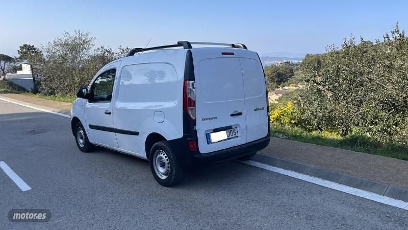 Usado Renault Kangoo 75 CV (55 kW) 2015 Blanco Monovolumen