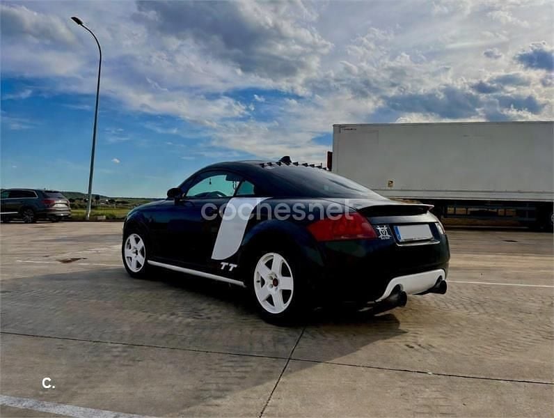 Usado Audi TT Sport 180 CV (132 kW) 2001 Negro Coupe