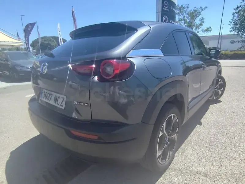Usado Mazda MX30 Makoto 170 CV (125 kW) 2025 Gris / plata SUV