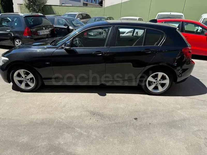Usado BMW 118 Comfort Edition 170 CV (125 kW) 2013 Negro Utilitario
