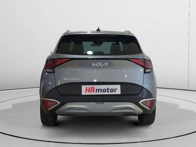 Usado Kia Sportage Motion 151 CV (111 kW) 2022 Gris SUV