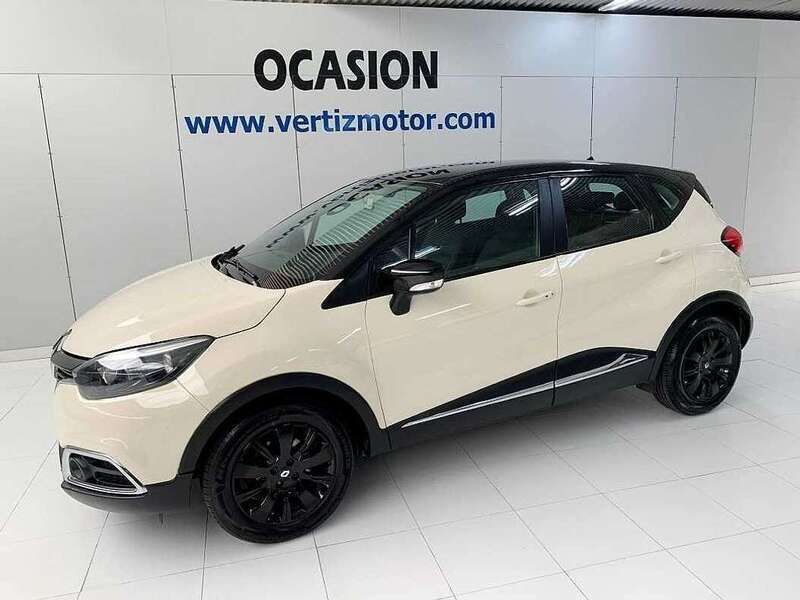 Beige Usado 2015 Renault Captur Intens SUV | 12.700 € (Caro) - Imagen 1/4