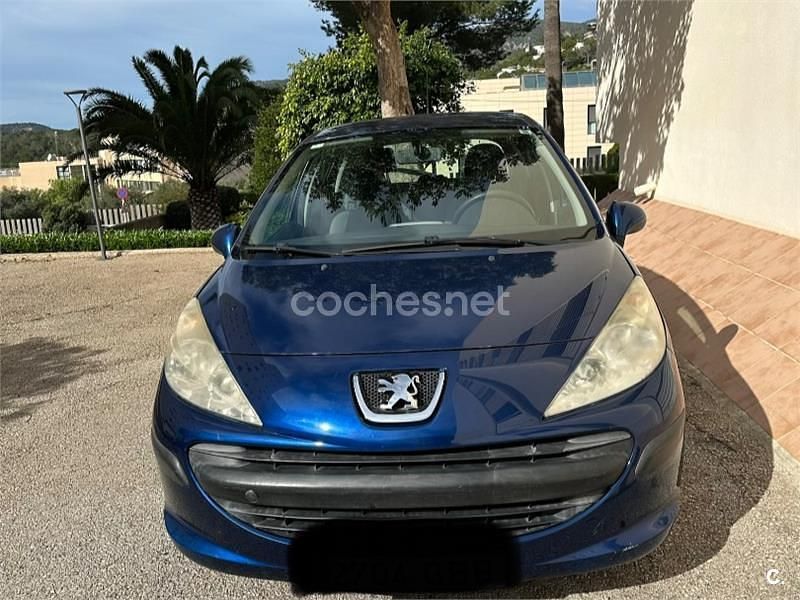 Usado Peugeot 207 95 CV (69 kW) 2008 Azul Berlina