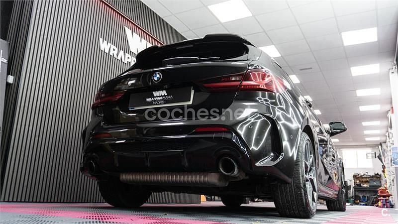 Usado BMW M135 Comfort Edition 306 CV (225 kW) 2024 Negro Utilitario