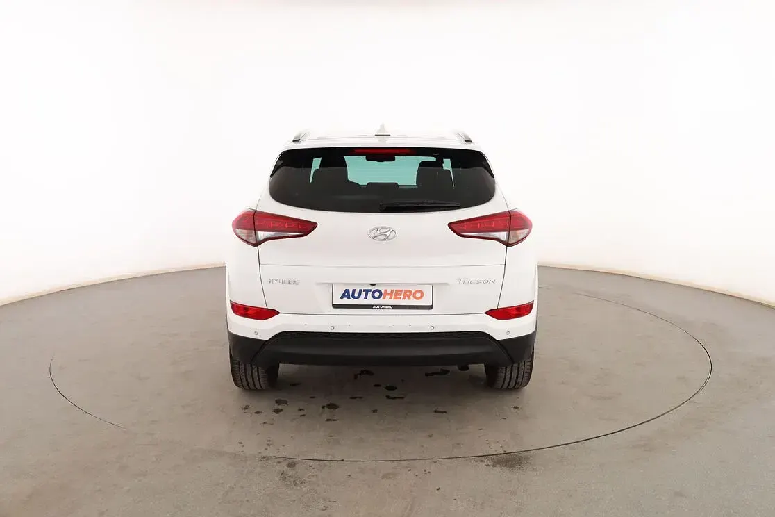Usado Hyundai Tucson GO! 115 CV (84 kW) 2018 Blanco SUV