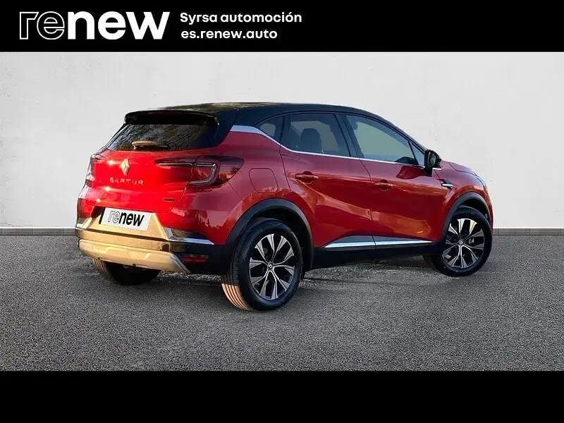 Usado Renault Captur Techno 145 CV (106 kW) 2023 Rojo SUV
