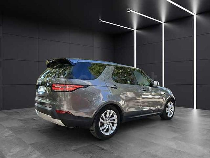Usado Land Rover Discovery 5 HSE 258 CV (189 kW) 2017 Gris / plata SUV