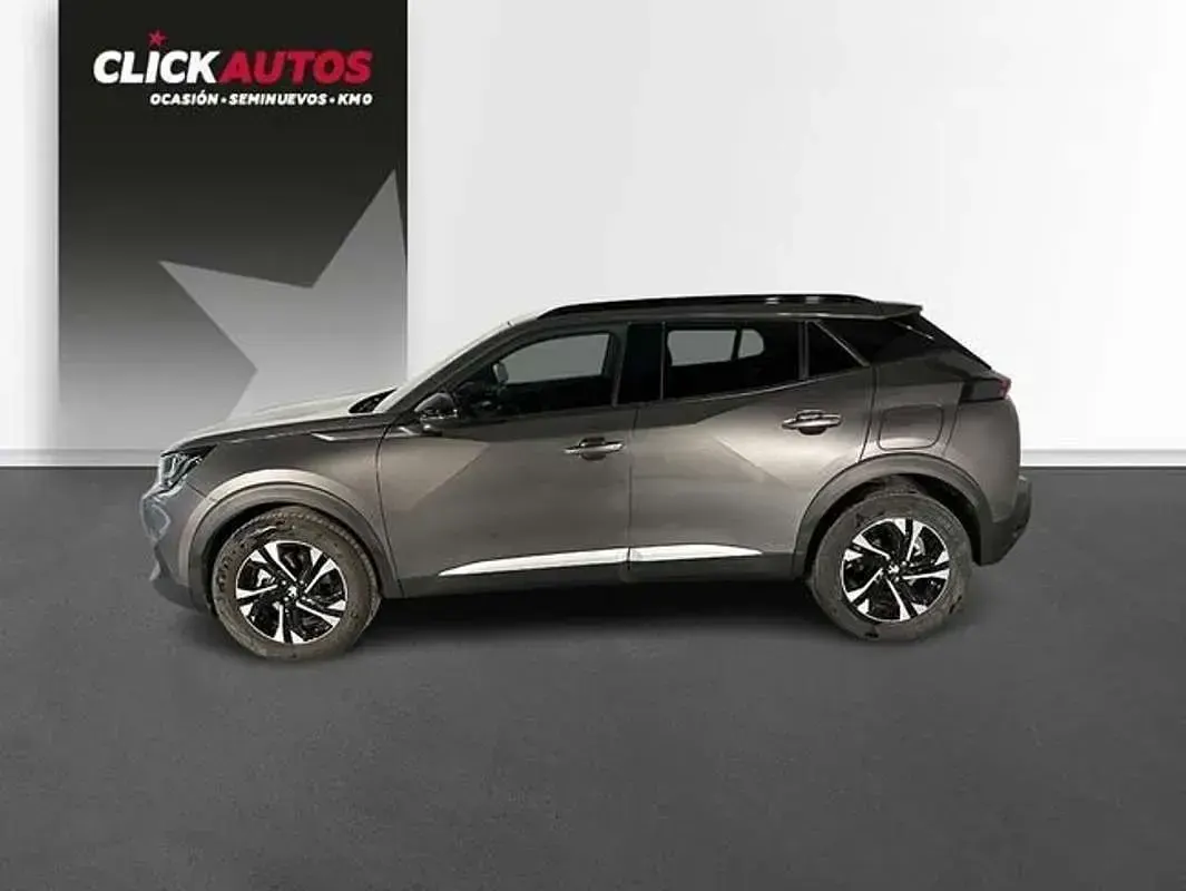 Usado Peugeot 2008 Allure 131 CV (96 kW) 2023 Gris SUV
