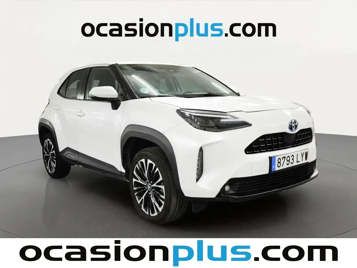 Usado Toyota Yaris Hybrid Style 116 CV (85 kW) 2022 Blanco Pickup/Camioneta