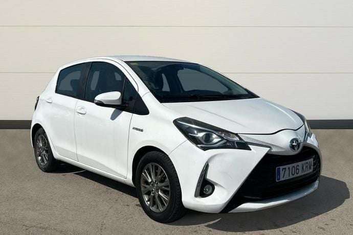 Usado 2018 Toyota Yaris Hybrid Active Utilitario | 15.714 € (Precio justo) - Imagen 1/4