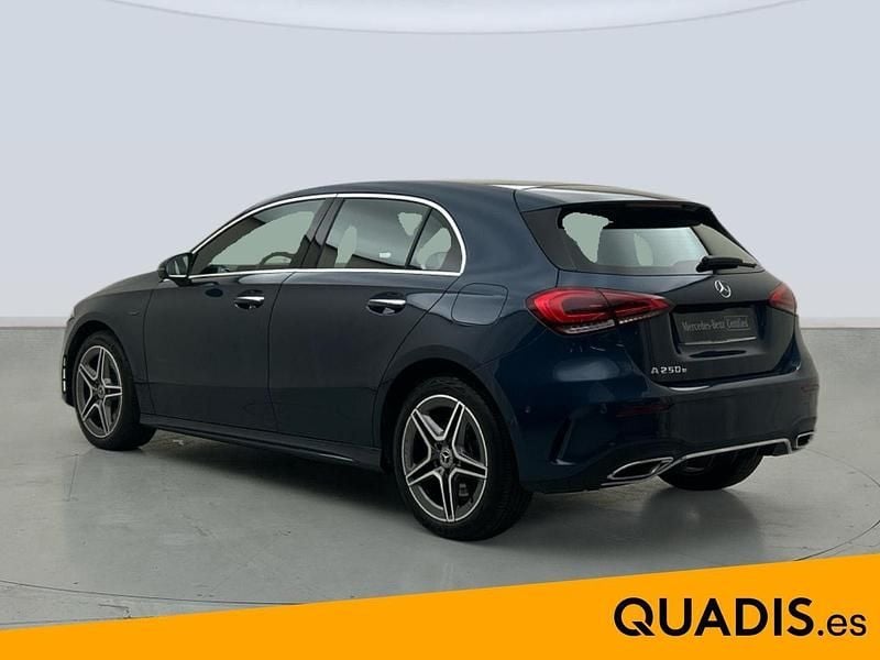 Usado Mercedes A160 218 CV (160 kW) 2021 Azul