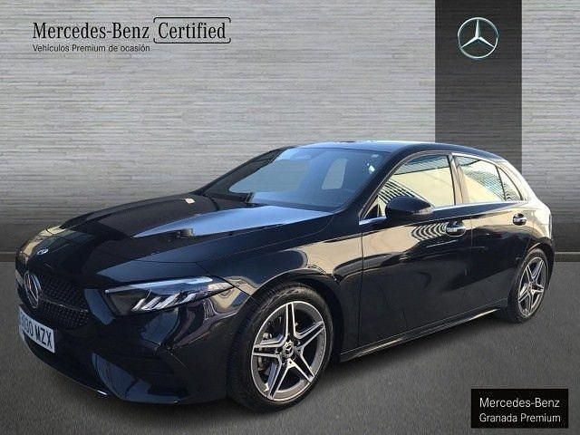 Negro Usado 2025 Mercedes A180 Berlina | 33.900 € (Precio justo) - Imagen 1/4