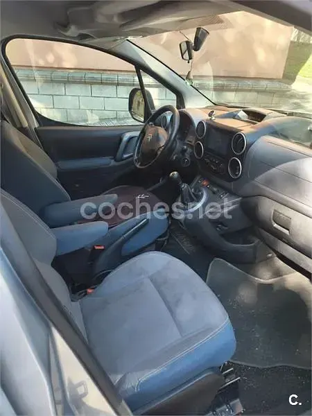Usado Citroën Berlingo 90 CV (66 kW) 2012 Gris / plata Monovolumen
