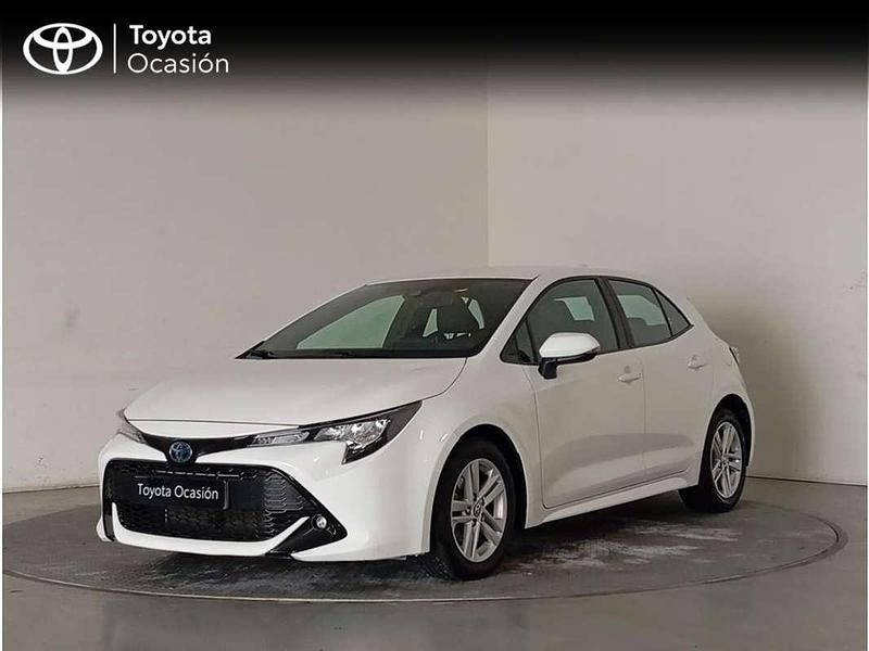Blanco Usado 2021 Toyota Corolla Active Utilitario | 22.480 € (Precio justo) - Imagen 1/4