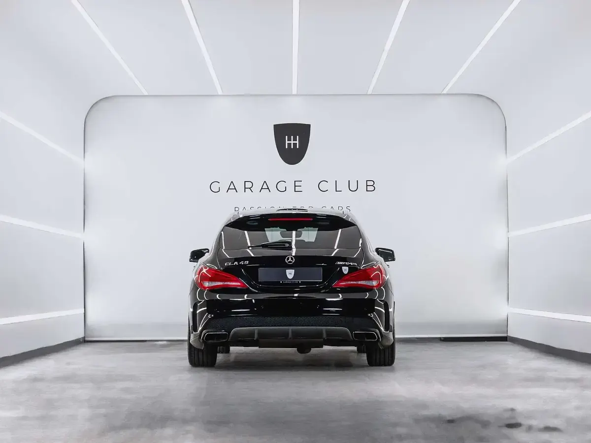 Usado Mercedes CLA45 AMG Shooting Brake AMG 381 CV (280 kW) 2015 Negro Familiar