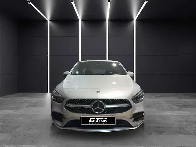 Usado Mercedes B250e AMG 218 CV (160 kW) 2021 Gris Utilitario