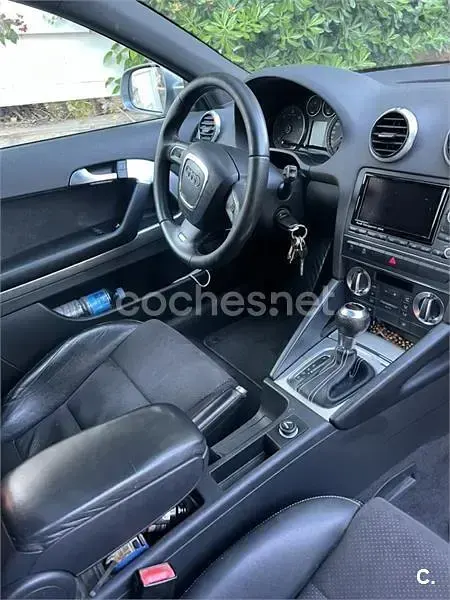 Usado Audi A3 Ambition 140 CV (102 kW) 2011 Blanco Utilitario