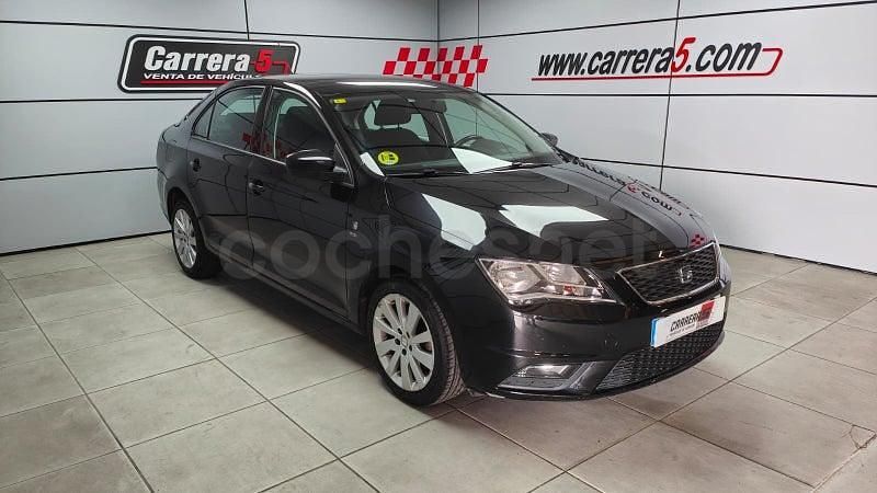 Usado Seat Toledo Style 105 CV (77 kW) 2013 Negro Utilitario